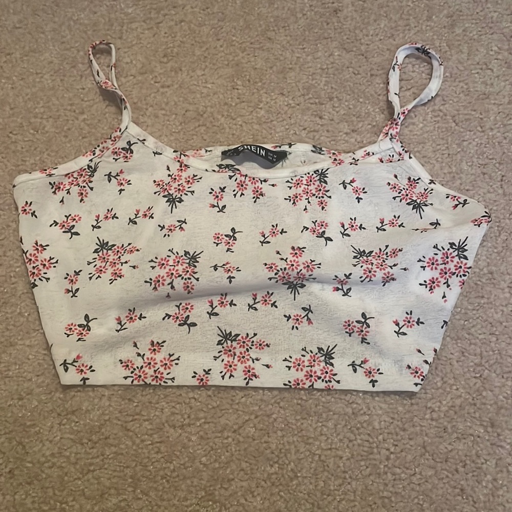 White crop tank top
